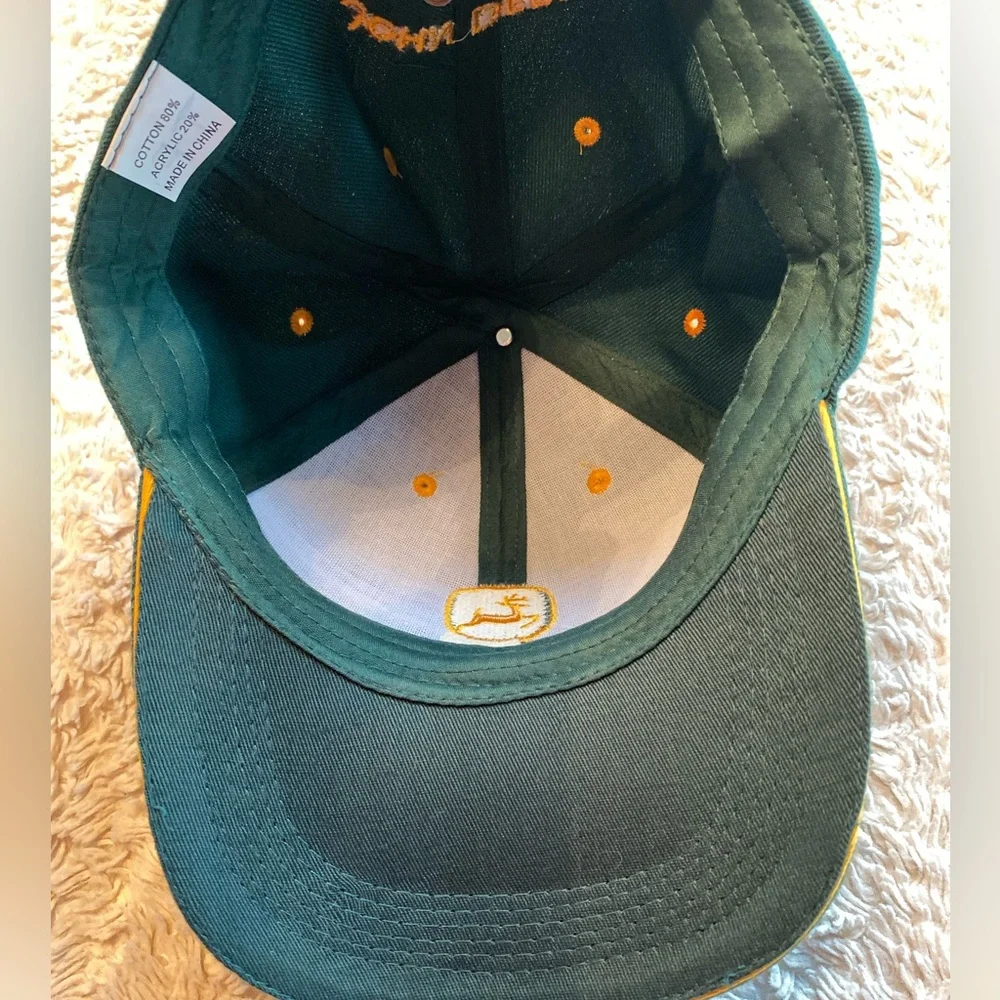 John Deere: Green and Yellow Hat - Picture 5 of 16